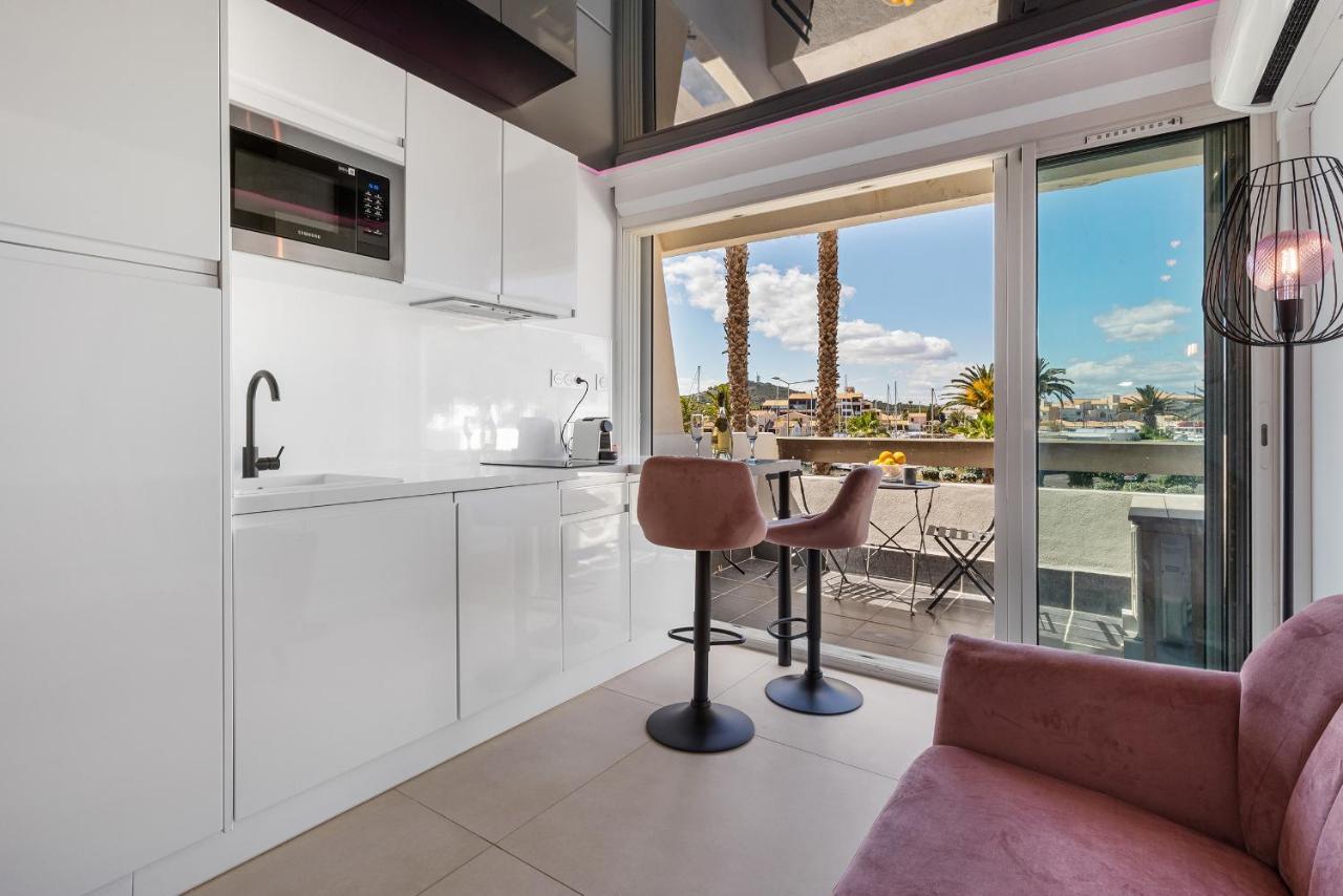 Apartment Cabaret Naturiste Port Nature